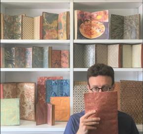 Articles Simon Beattie We love Endpapers